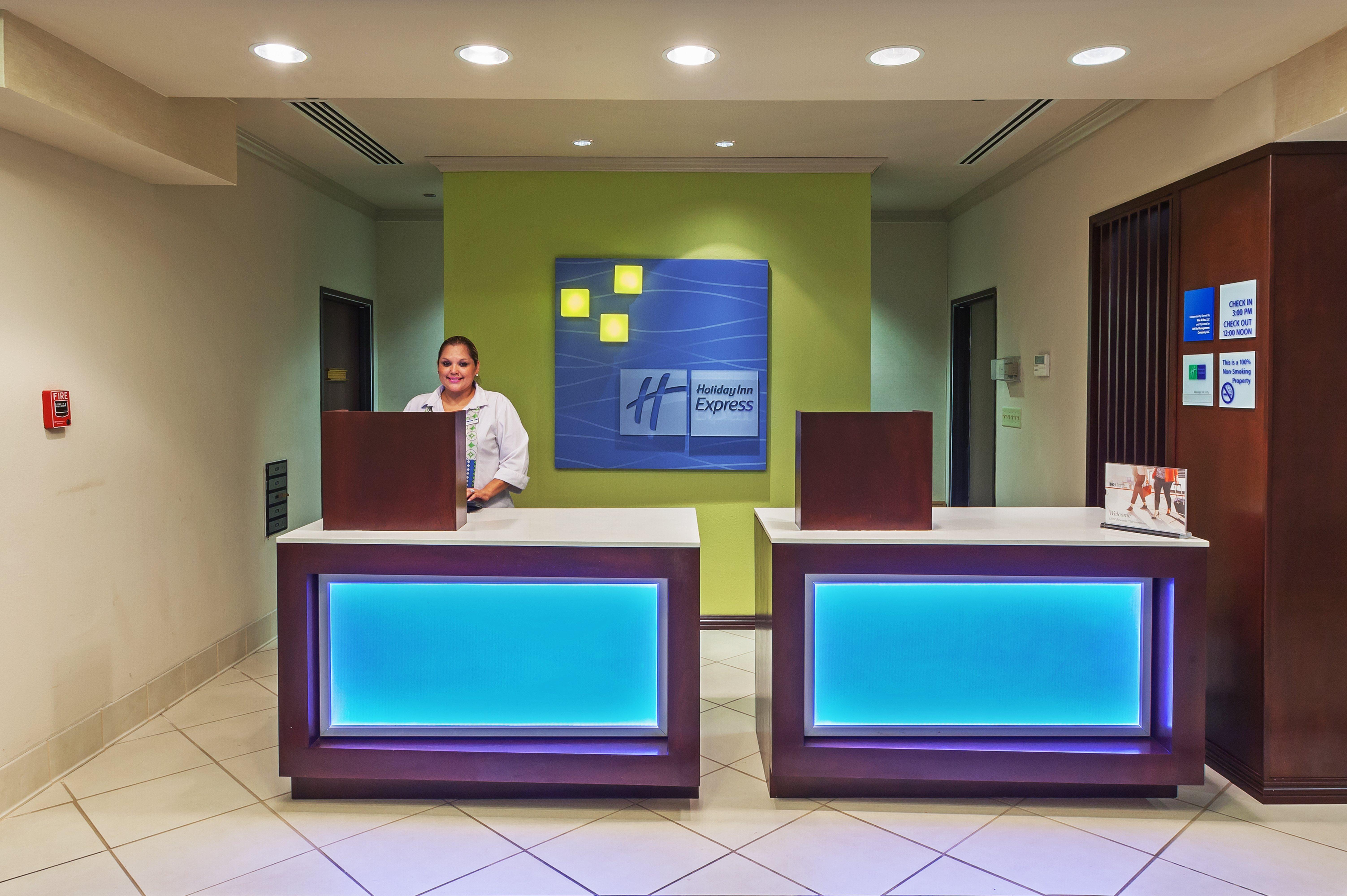 Holiday Inn Express Hotel & Suites Eagle Pass By Ihg Exterior photo